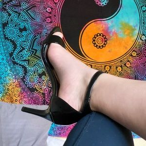 Black heels
